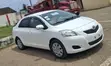 Toyota Belta 2010 White - 4