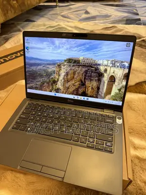 Dell Laptop - Intel Core i7, 16GB RAM, 512GB SSD