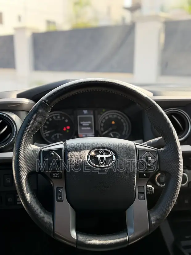 2023 Toyota Tacoma TRD Pro Double Cab V6 AT Black - 1