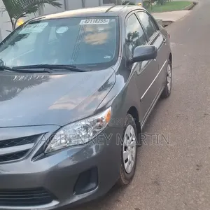 2012 Toyota Corolla LE Sedan - Gray