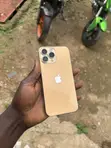 Apple iPhone 13 Pro Max 256GB Gold - 1