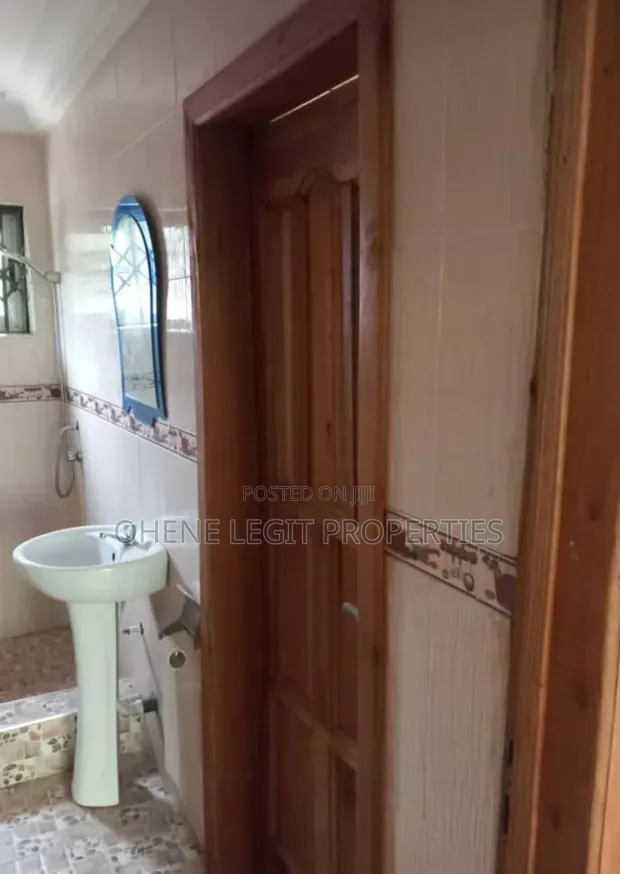 2 Bedroom Mansion for Rent in Nsawam Adoagyiri Municipal - 1