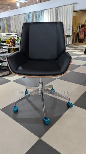 Mid-Century Modern Executive Office Chair