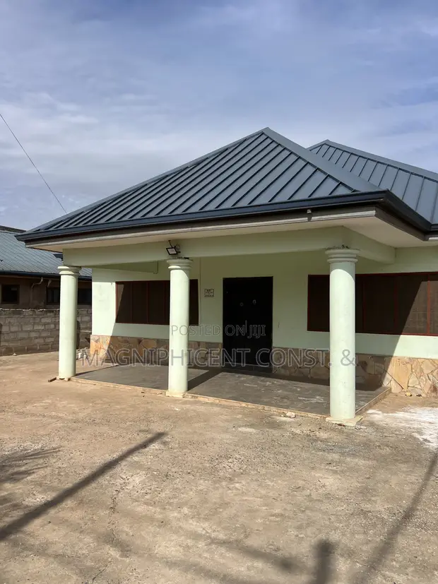 3 Bedroom House for Rent in New Legon Estate, Adenta - 1