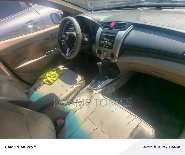 Honda City 2008 Beige - 1