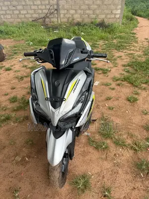Yamaha Aerox 155 Scooter (2026 Model)