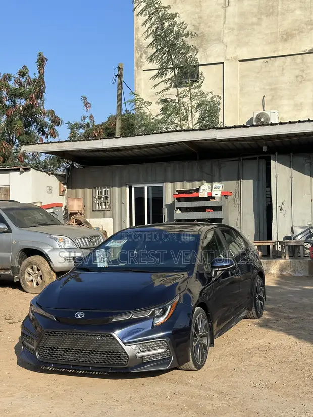 Toyota Corolla SE 2021 Blue - 1