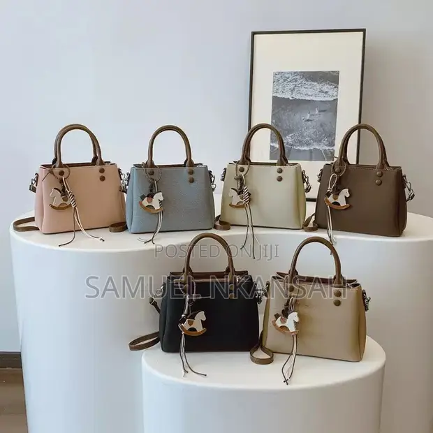 Ladies Handbag - Beautiful Classic Style - 1