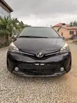 Toyota Vitz 1.3 FWD 5dr 2015 Burgundy - 2