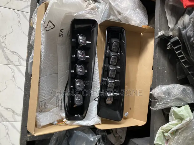 Ford F-150 Raptor Foglight Pair (2018-2020) - 1