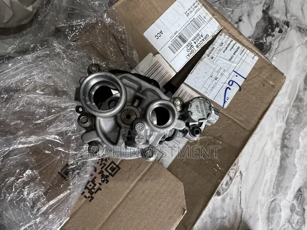 OEM Oil Pump with Sensor for Range Rover Sport (2015-2020) - 1
