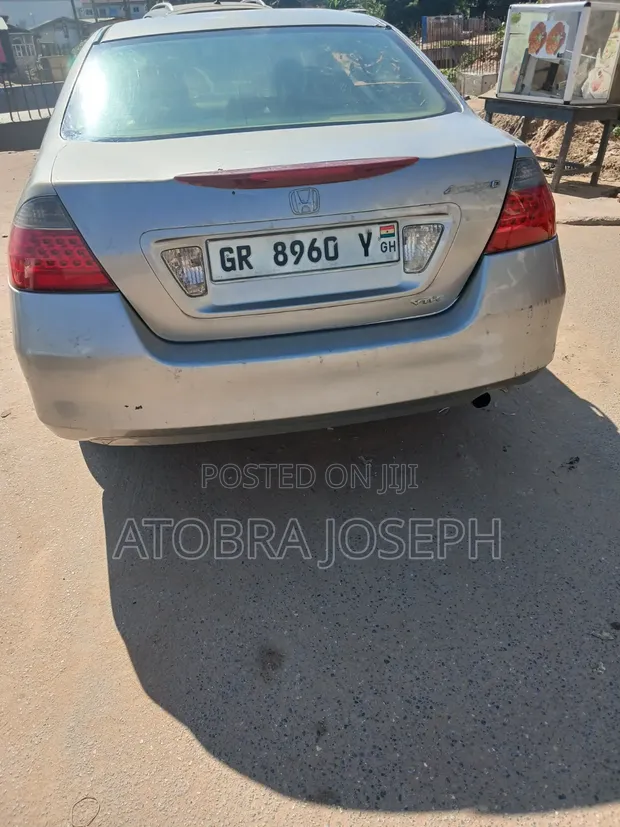 Honda Accord - 1