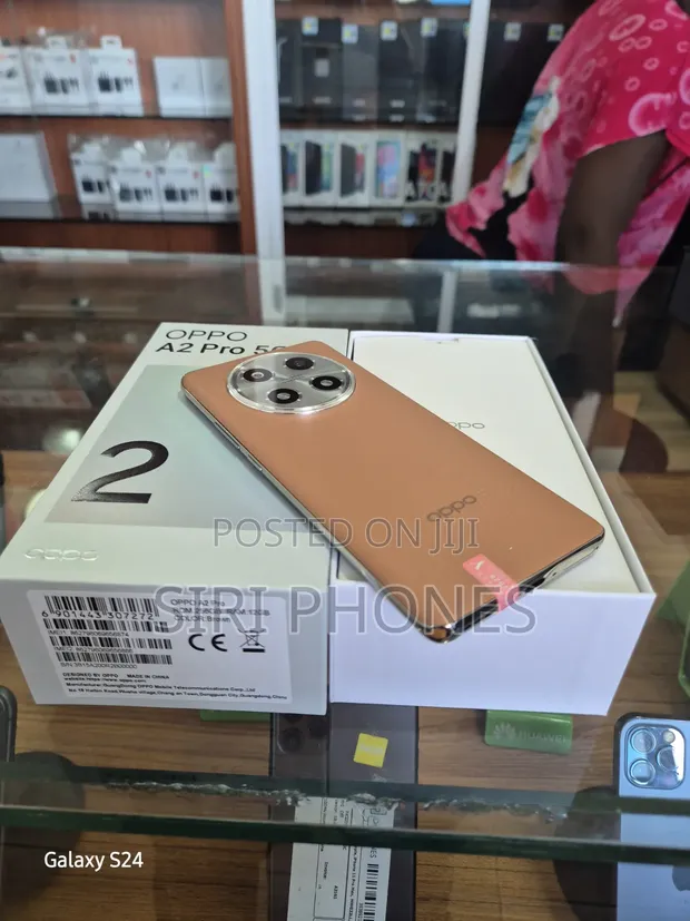 New Oppo A2 Pro 256GB Bronze - 1