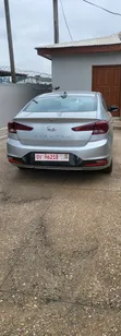 Hyundai Elantra SEL 2020 Silver - 2