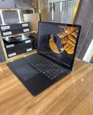 Microsoft Surface Laptop 3 - 8GB RAM, Intel Core i5, 256GB SSD