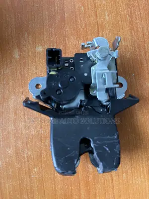 Hyundai Elantra Boot Lock (2017-2020)