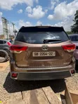 Toyota Highlander XLE 2019 Brown - 1