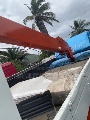 Hyundai Manlift Truck HD120
