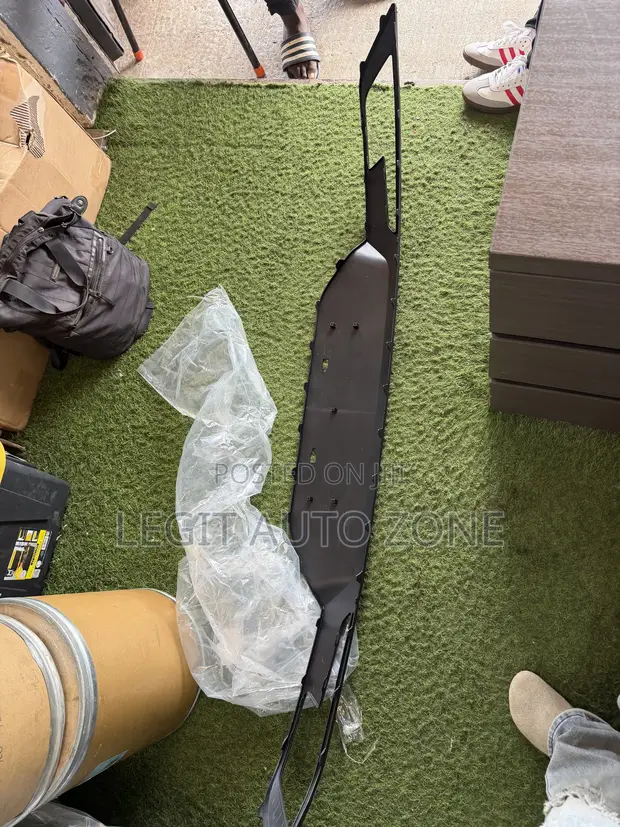 Hyundai Elantra 2019-2020 Rear Bumper Diffuser - 1