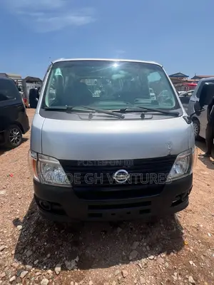Nissan Caravan (Urvan) 2009 - Silver