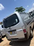 Nissan Caravan (Urvan) 2009 - Silver - 3