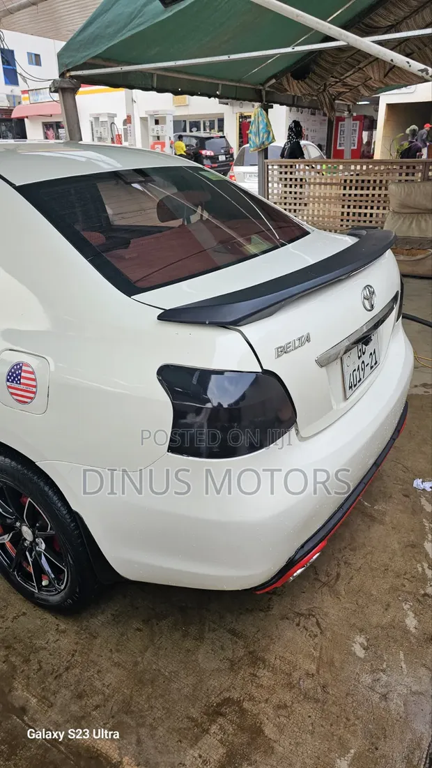 Toyota Belta 2012 White - 1
