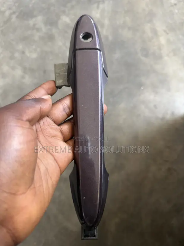 Honda HR-V 2017 Door Handle - 1