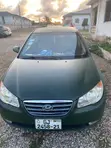 Hyundai Elantra 2010 Green - 1