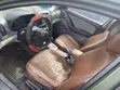 Hyundai Elantra 2010 Green - 4