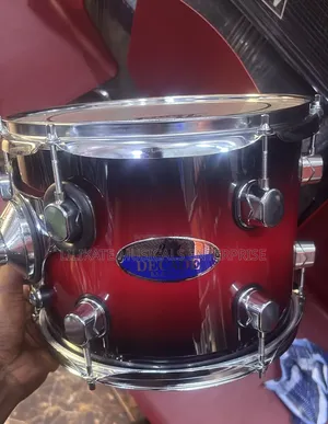 Pearl Decade Drum Set - 5 Piece