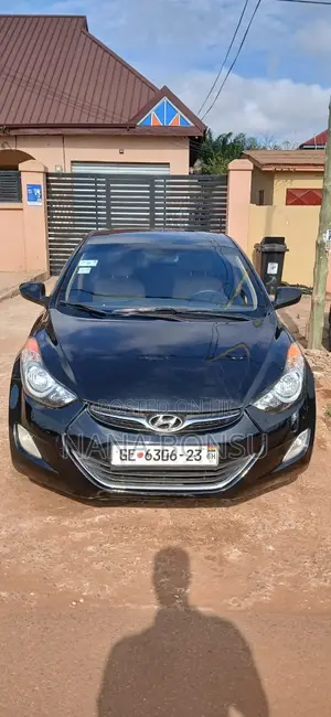 2013 Hyundai Elantra Limited Sedan FWD (1.8L 4cyl 6A) Black