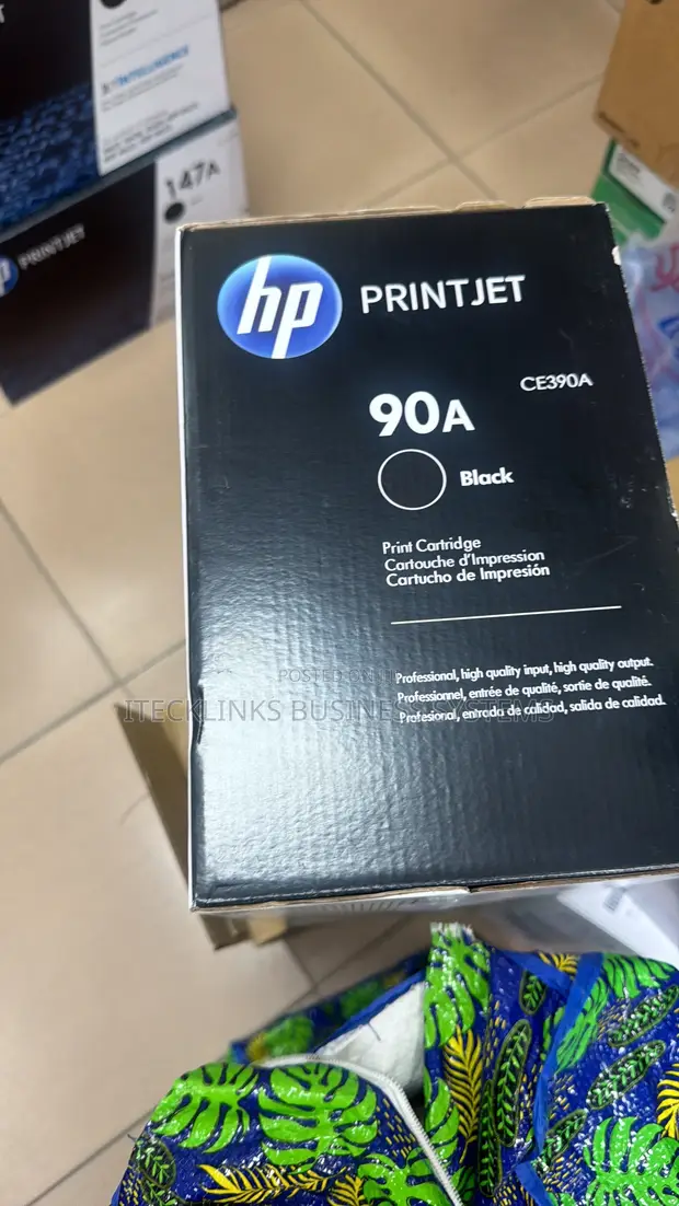 HP 90a Toner Cartridge - 1