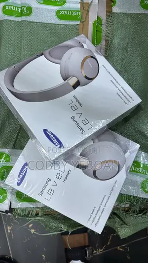 Samsung Level Headphones - Deep Bass, Strong Battery