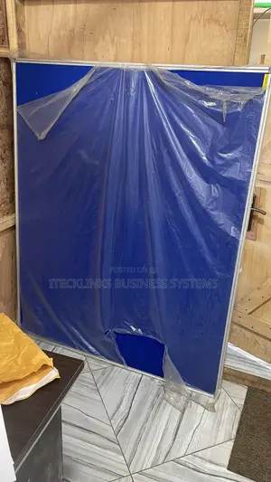 Notice Board (90x120cm)
