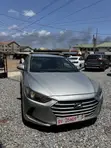Hyundai Elantra SE 2018 Silver - 2