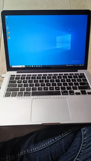 Apple MacBook 2012 Laptop