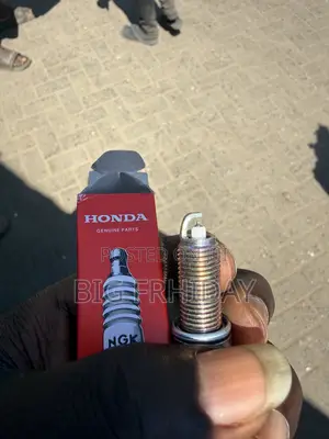 Honda Original Spark Plugs - Civic, Accord, CRV, Pilot