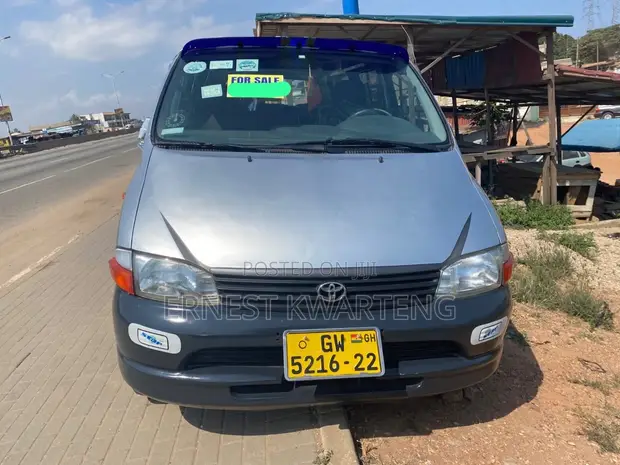 Toyota HiAce 2006 Grey - 1