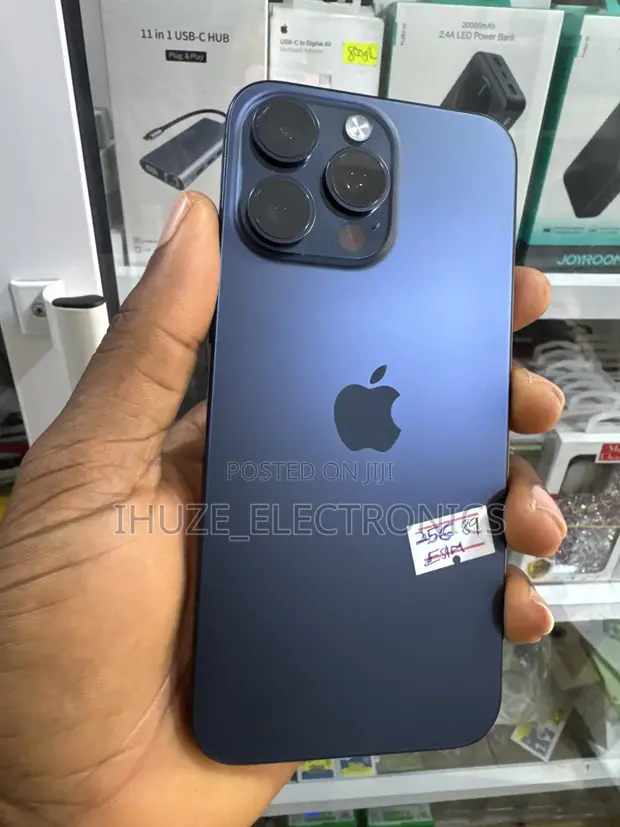 Apple iPhone 15 Pro Max 256GB Blue - 1