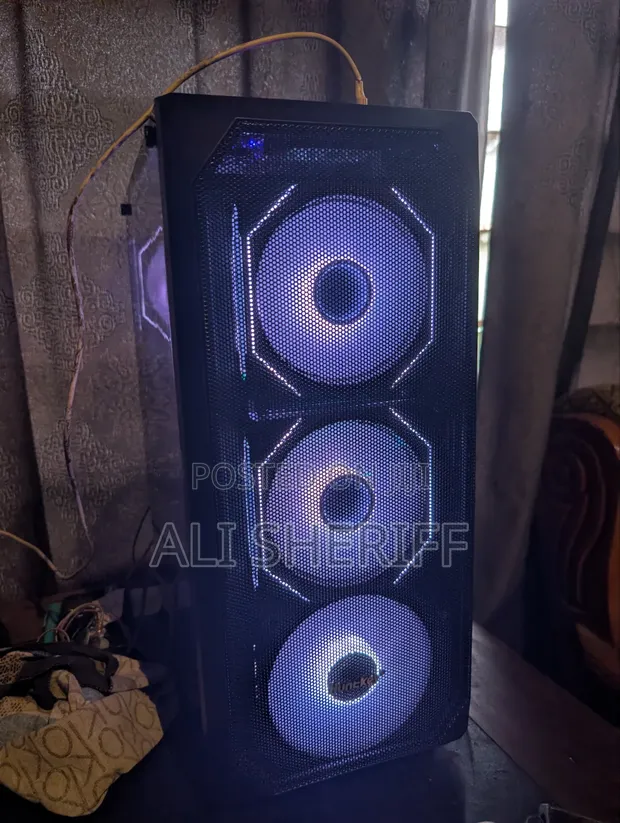 New Gigabyte Desktop Computer: AMD Ryzen 5, 16GB RAM, 1TB SSD - 1
