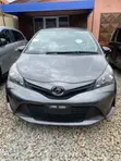 Toyota Vitz 1.3 AWD 5dr 2015 Gray - 2