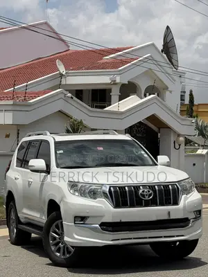 Toyota Land Cruiser Prado 2.7 2018 White