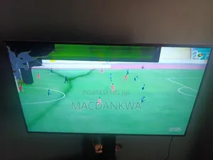 43" Samsung Crystal UHD 4K Smart TV