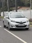 Toyota Vitz 1.3 FWD 5dr 2013 Silver - 3