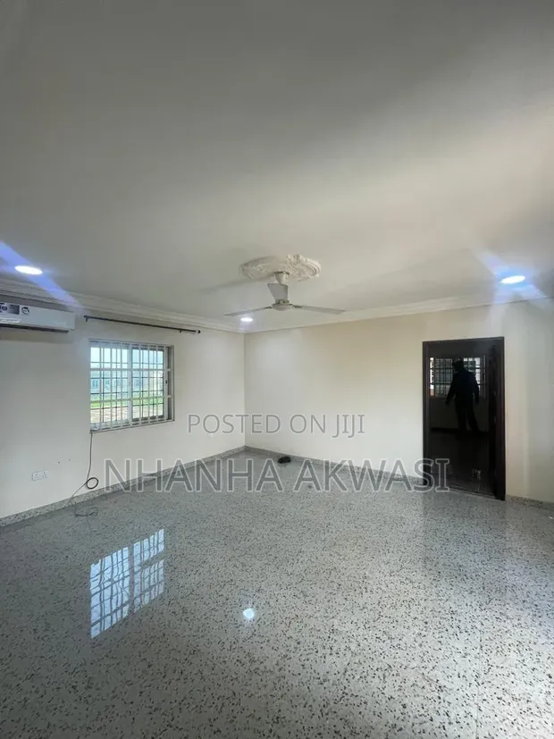 1 Bedroom Apartment for Rent in Spintex Lashibi, Sakumono - 1
