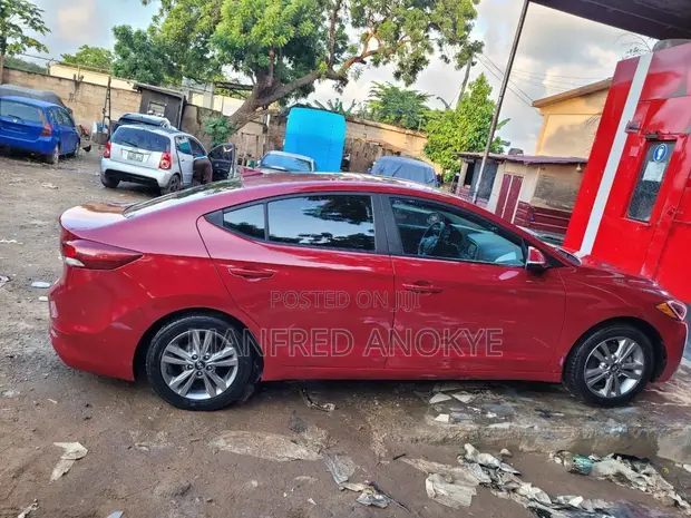 Hyundai Elantra Limited 2018 Red - 1