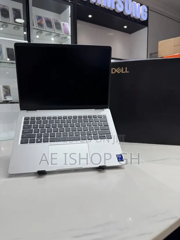 Dell Pro 14 Premium Laptop - Intel Core Ultra 5, 16GB RAM, 256GB SSD - 1