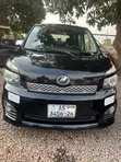 Toyota Voxy V 2WD 8-Seater 2013 Black - 4