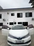 Toyota Corolla LE 2023 White - 3
