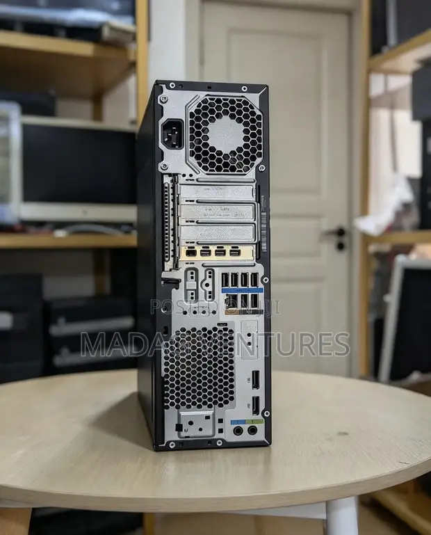 HP Z2 SFF G4 Workstation Desktop - Intel Core i7, 16GB RAM, 256GB SSD - 1